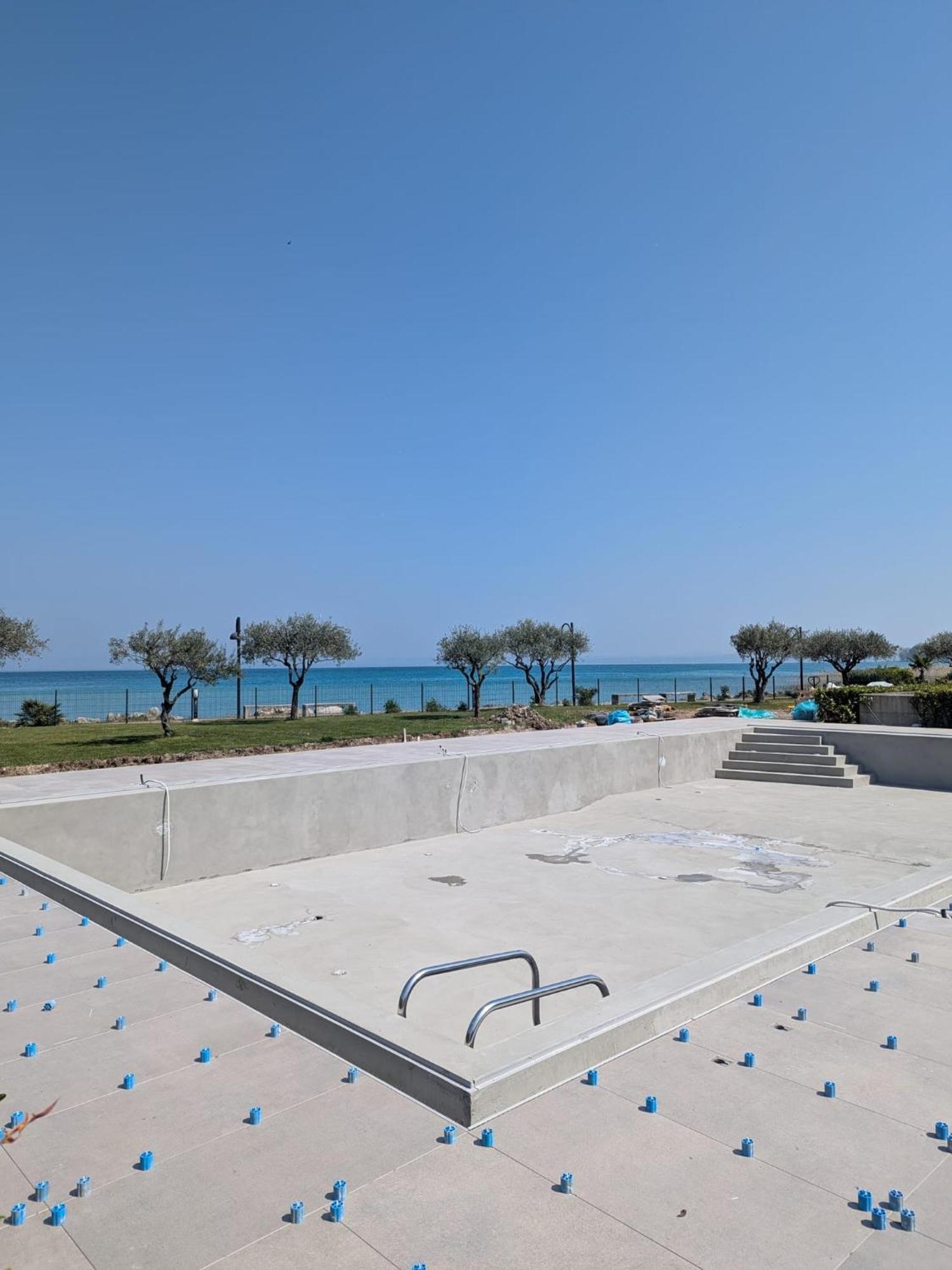 Vista - Lake & Pool Sirmione Exterior foto